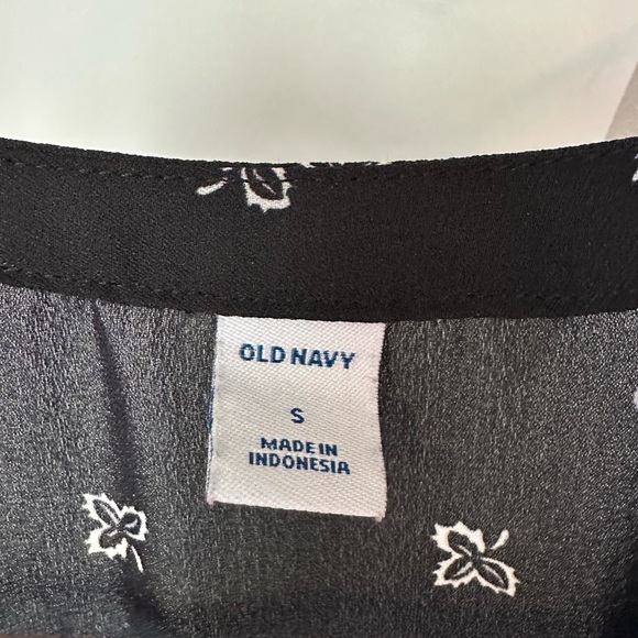 Old Navy Black and White Patterned Mini Dress - Picture 4 of 4